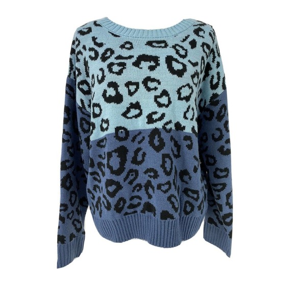 NWT Allie and Rob Animal Print Blue Sweater Petite XL 3 Quarter Sleeves - Picture 1 of 12